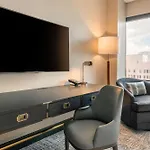 Cambria Hotel Houston Downtown Convention Center