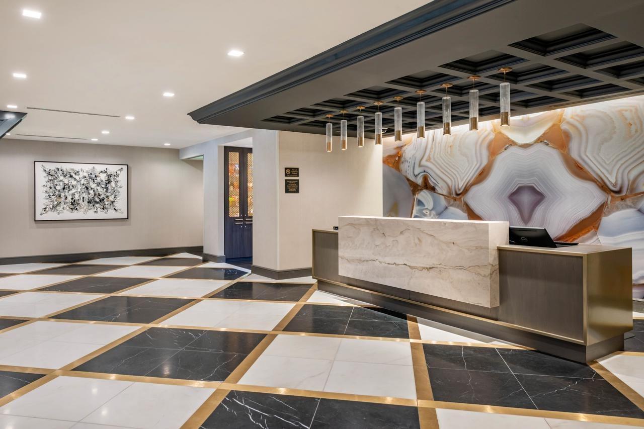 Hotel Cambria Downtown Convention Center 4*