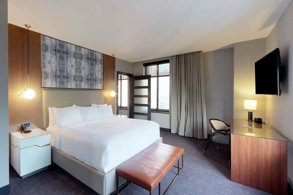 Cambria Downtown Convention Center Hotel