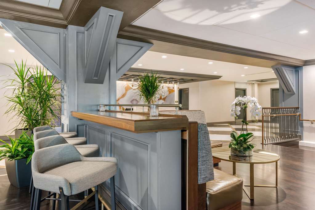 Cambria Downtown Convention Center 4*