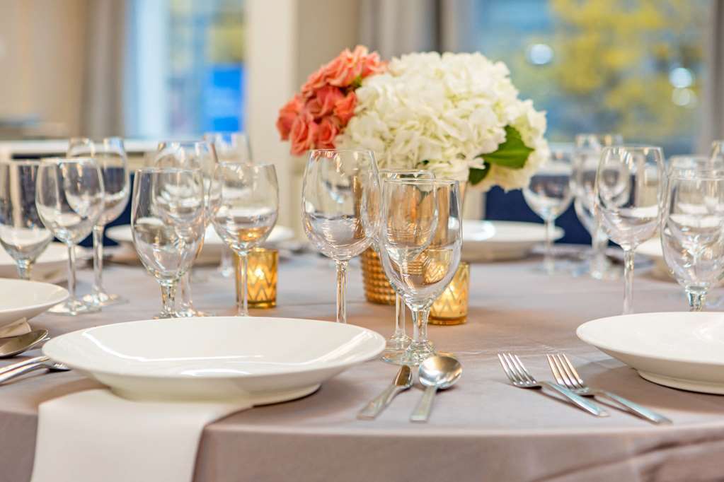 Cambria Downtown Convention Center Hotel Houston